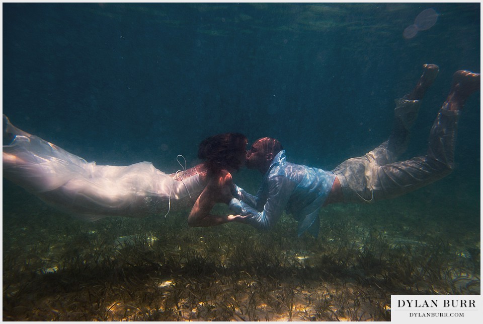 underwater wedding photography kissing turks caicos