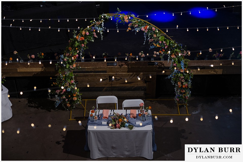 10 mile wedding hall head table