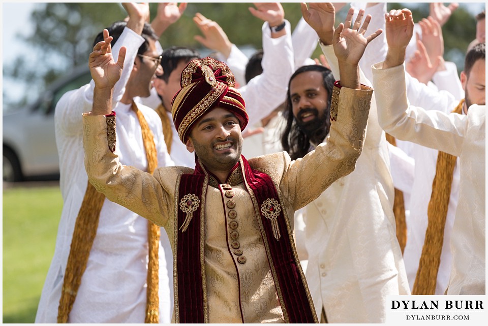 black canyon inn hindu wedding groom entering ceremony