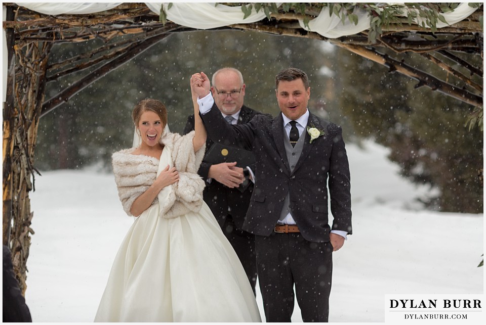 breckenridge nordic center wedding colorado mountain wedding photographer outdoor winter wedding celebration