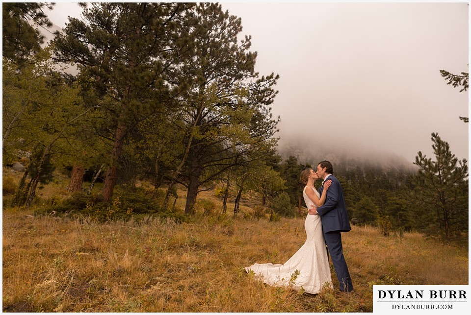 della terra wedding estes park colorado mountain wedding views with fall fog