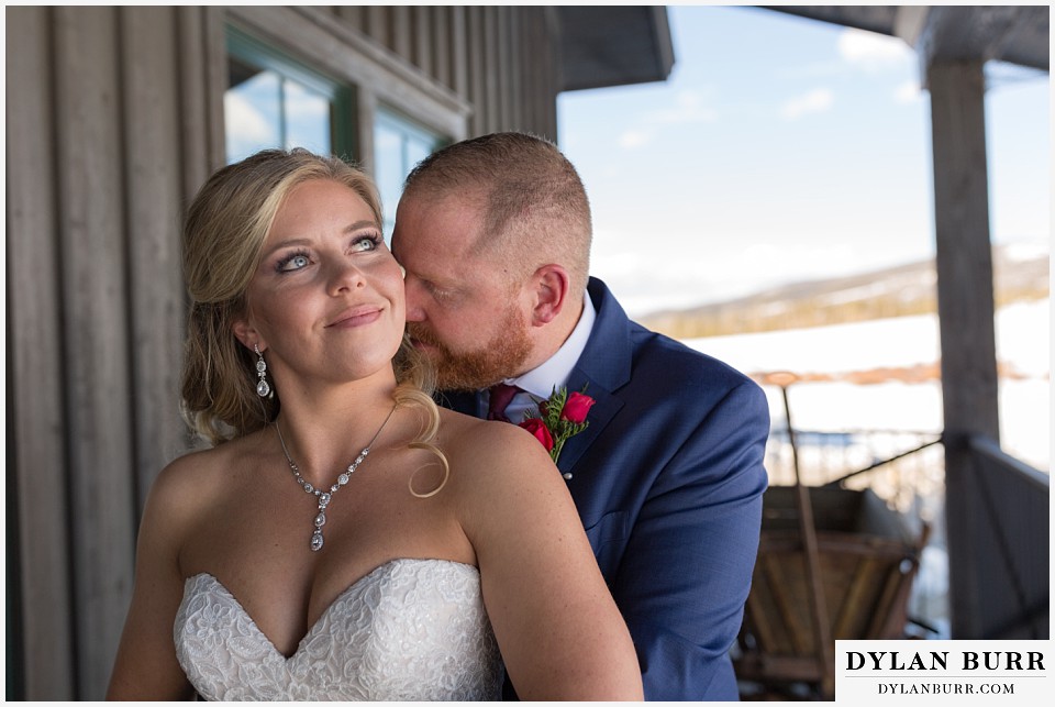 devils thumb ranch wedding in winter first look portraits