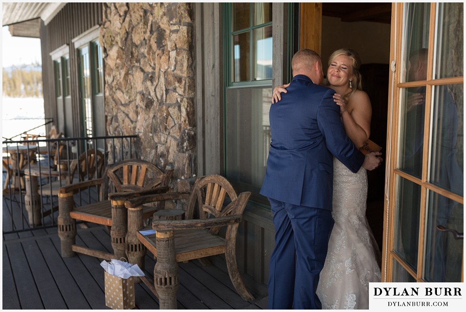 devils thumb ranch wedding in winter first look