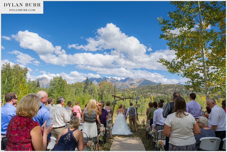 durango wedding photography outdoor mountain ceremony venue