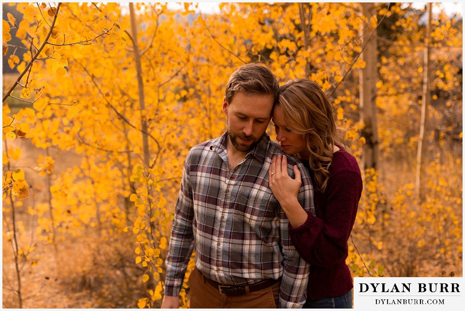 fall engagement photos in colorado