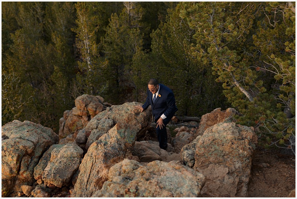 staunton state park colorado elopement wedding groom braving the heights